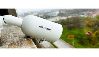 Пълно ревю на соларната камера Hikvision DS-2CFS04/4G – реални впечатления след тестове