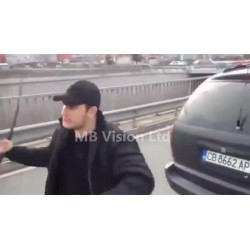 Обновена: Пребиха мъж на околовръстното шосе в София (снимки, видео)