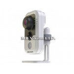Wi-Fi 4MP IP камера Hikvision, слот за памет, IR 10m DS-2CD2442FWD-IW